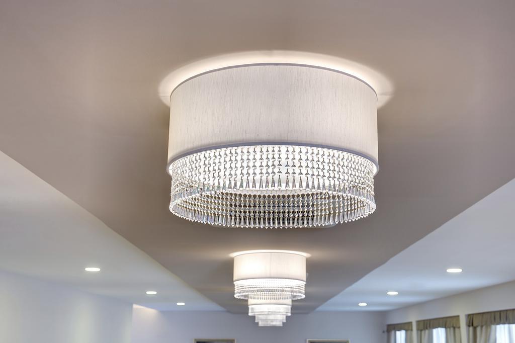 מונטרוני די לצ'ה Lo Scacciapensieri Hotel & Restaurant מראה חיצוני תמונה