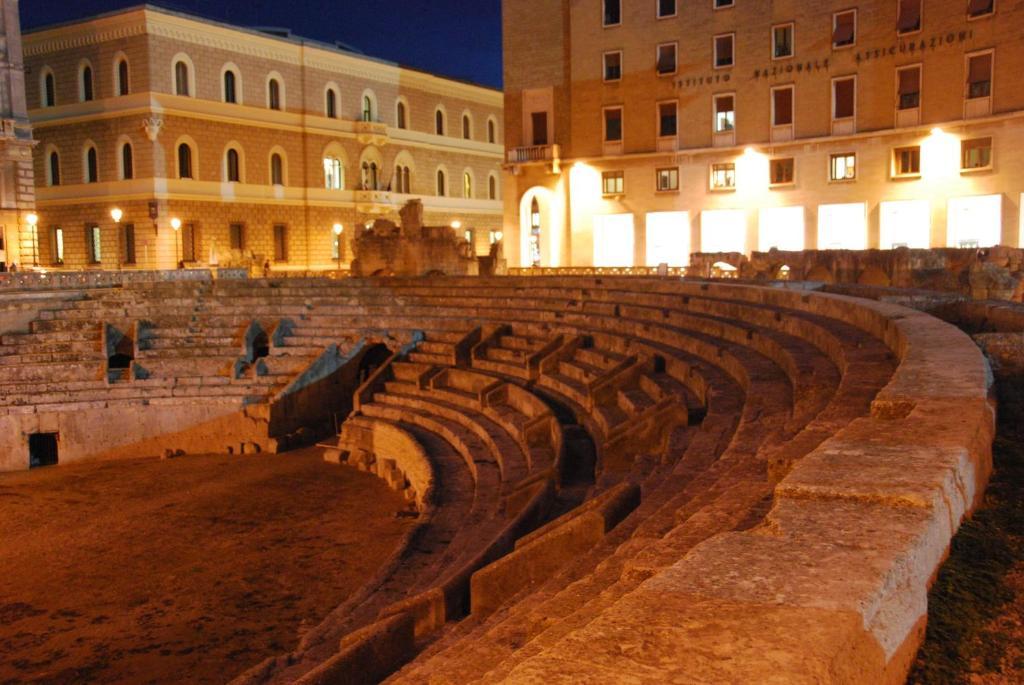 מונטרוני די לצ'ה Lo Scacciapensieri Hotel & Restaurant מראה חיצוני תמונה